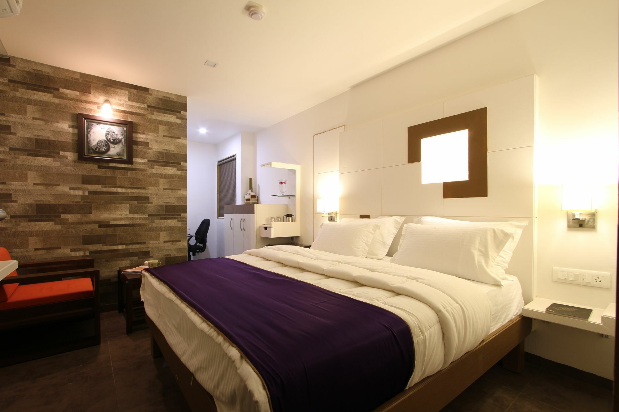 Hotel Casa, Вадодара Экстерьер фото
